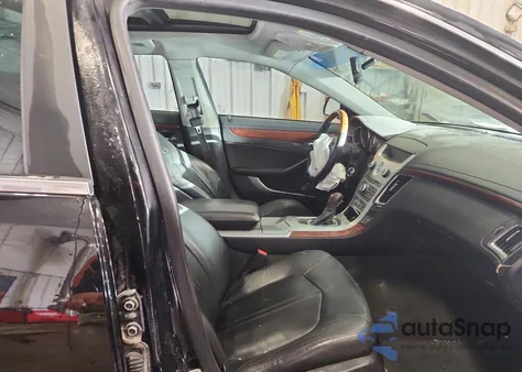 2011 Cadillac Cts Luxury Collection z USA, uszkodzony, nr VIN 1G6DH5EY4B0143741